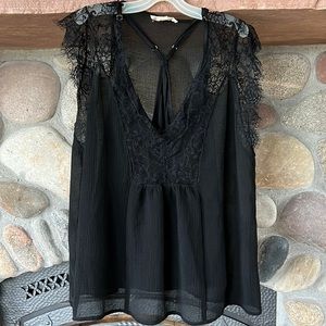 Vici Collection black short sleeve blouse